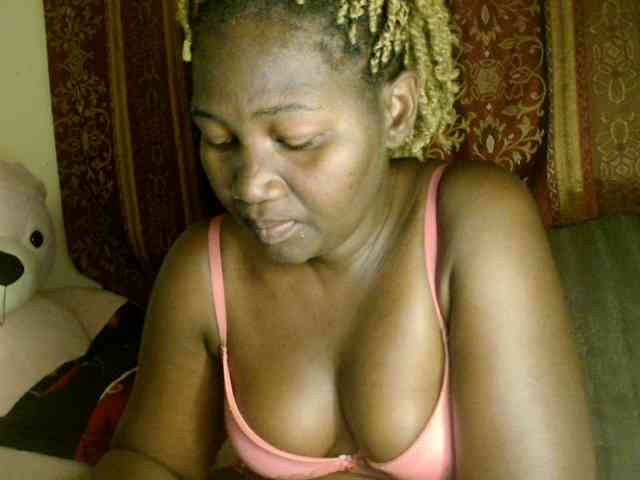 Sexxy-pretty24 webcam