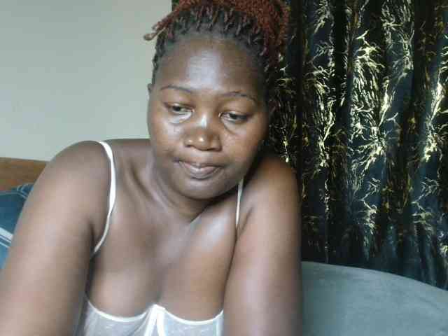 Sexxy-pretty24 webcam