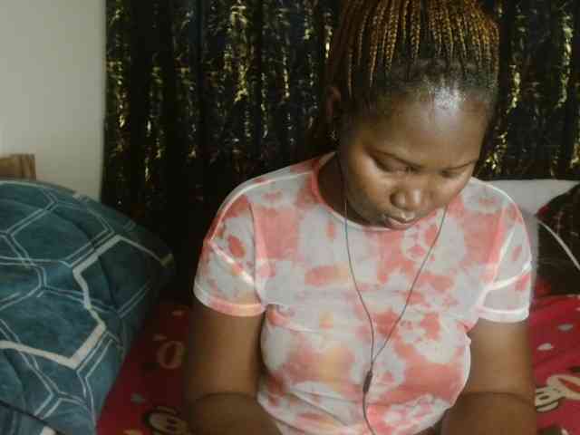 Sexxy-pretty24 webcam