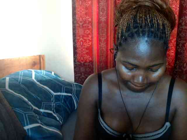 Sexxy-pretty24 webcam