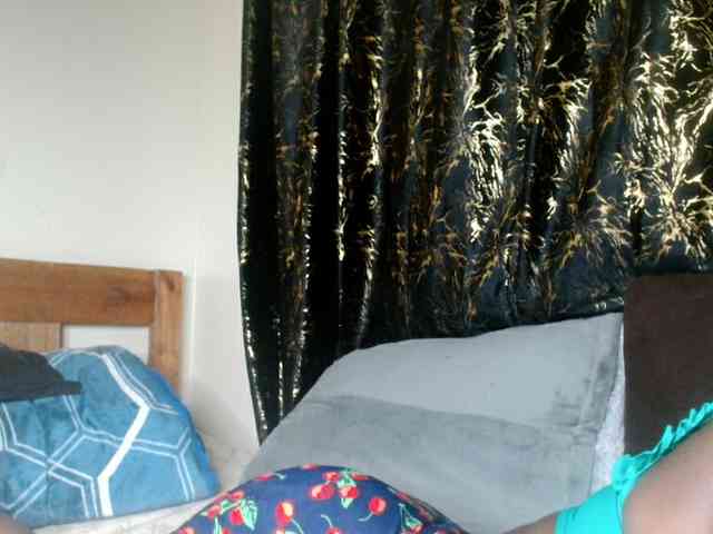 Sexxy-pretty24 webcam