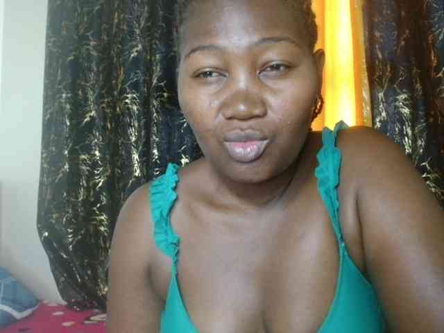 Sexxy-pretty24 webcam