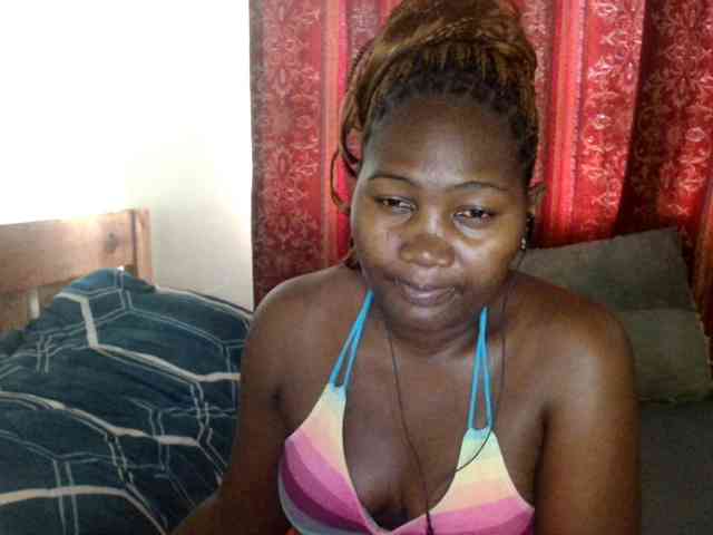Sexxy-pretty24 webcam