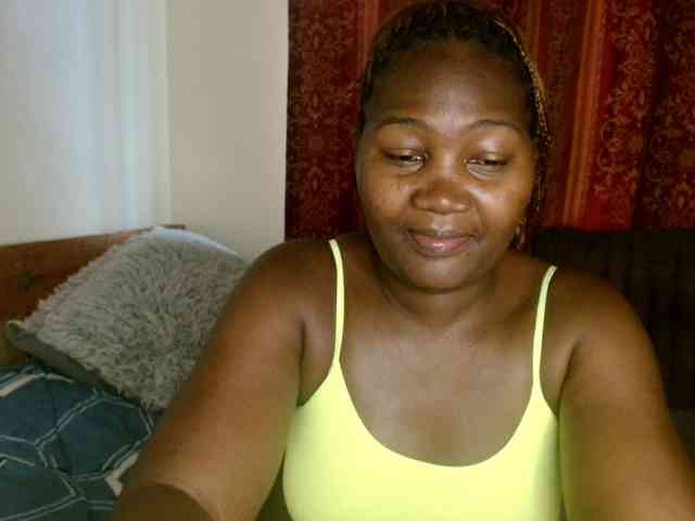 Sexxy-pretty24 webcam