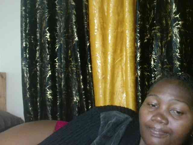 Sexxy-pretty24 webcam