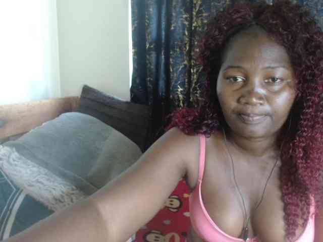 Sexxy-pretty24 webcam