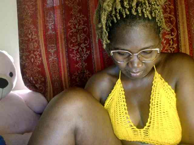 Sexxy-pretty24 webcam