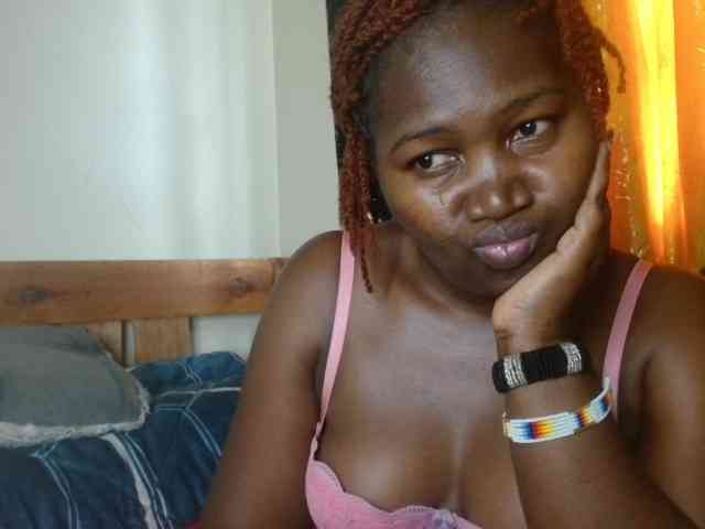 Sexxy-pretty24 webcam