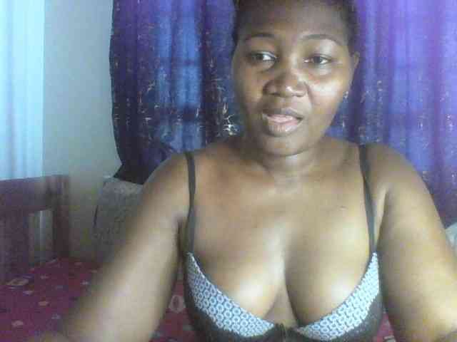 Sexxy-pretty24 webcam