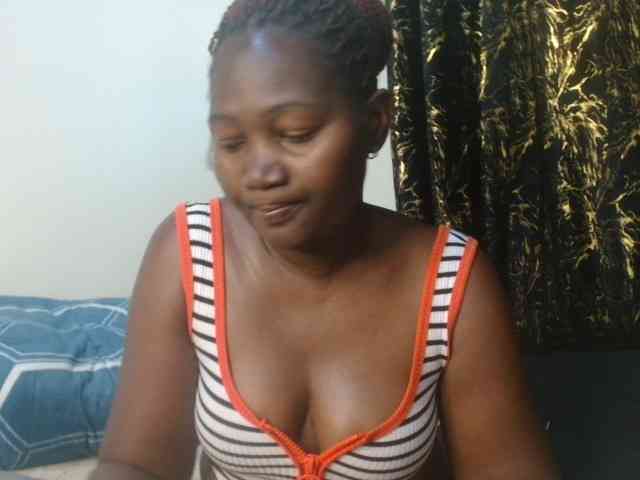 Sexxy-pretty24 webcam