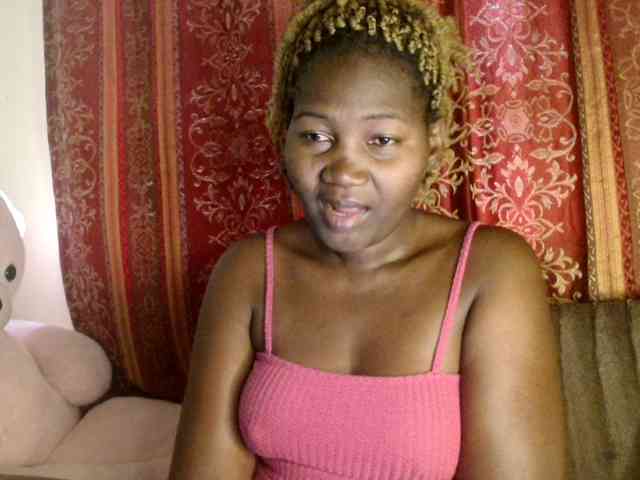 Sexxy-pretty24 webcam