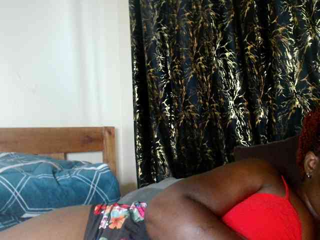 Sexxy-pretty24 webcam