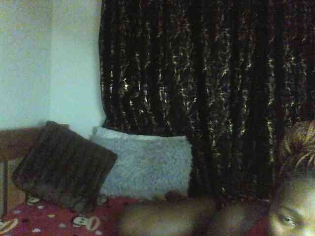 Sexxy-pretty24 webcam