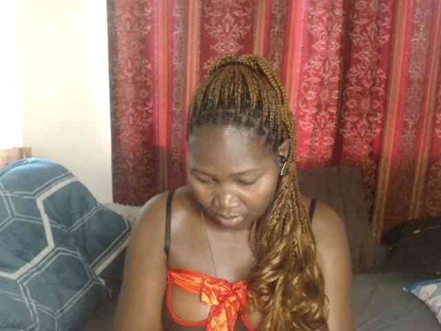 Sexxy-pretty24 webcam