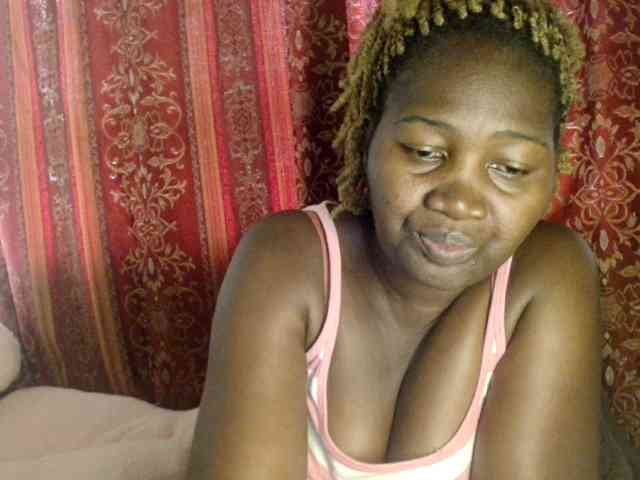 Sexxy-pretty24 webcam