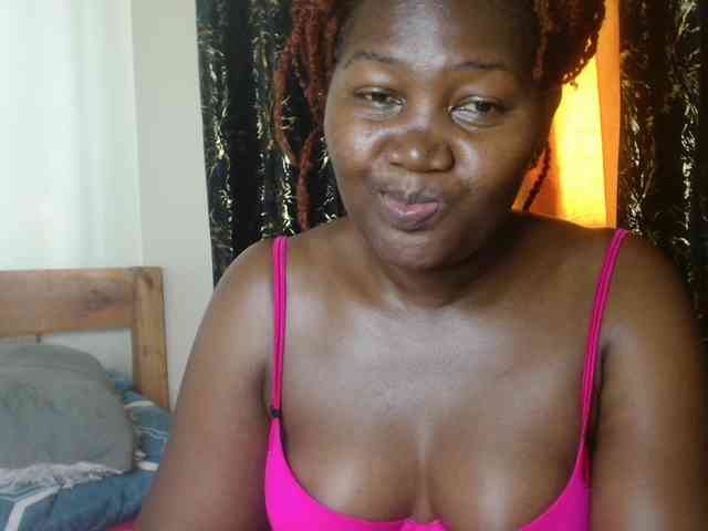 Sexxy-pretty24 webcam