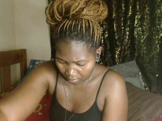 Sexxy-pretty24 webcam