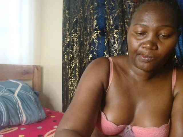 Sexxy-pretty24 webcam