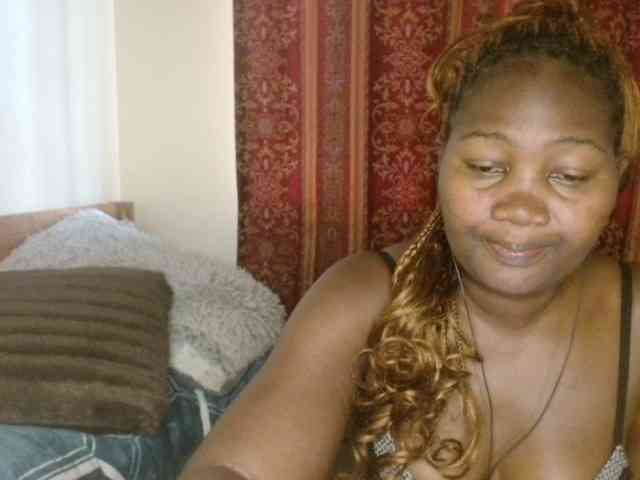 Sexxy-pretty24 webcam