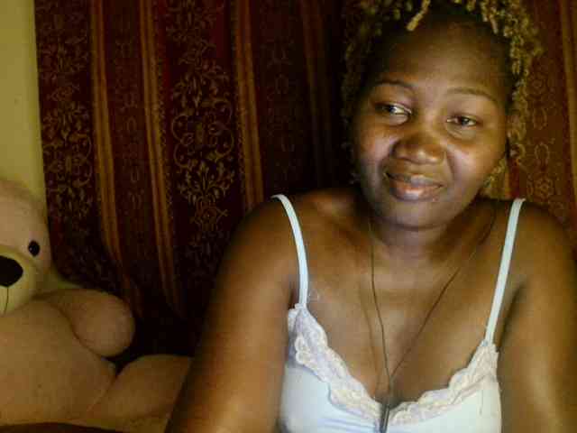 Sexxy-pretty24 webcam