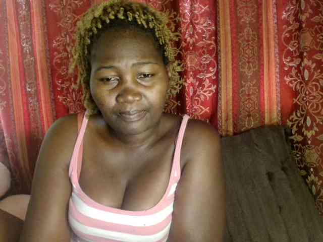 Sexxy-pretty24 webcam