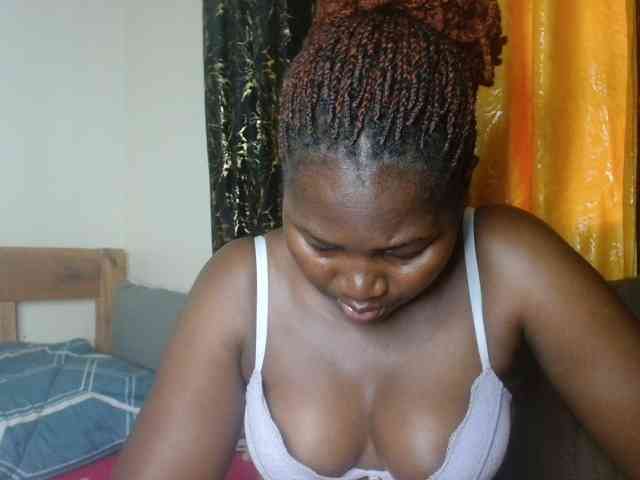 Sexxy-pretty24 webcam