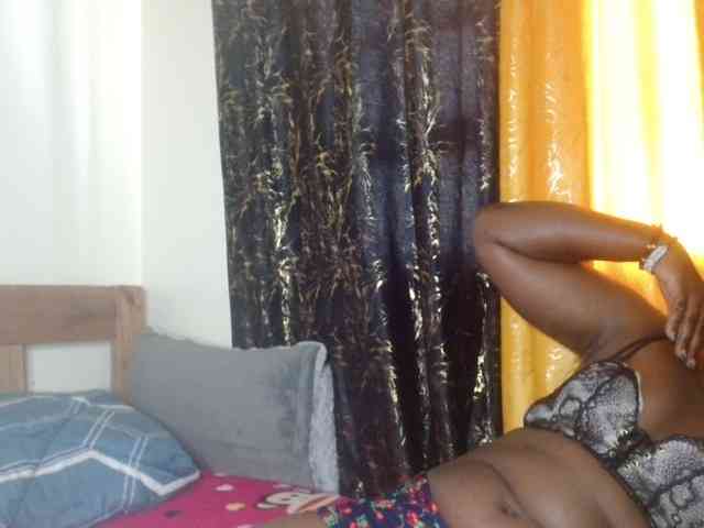 Sexxy-pretty24 webcam