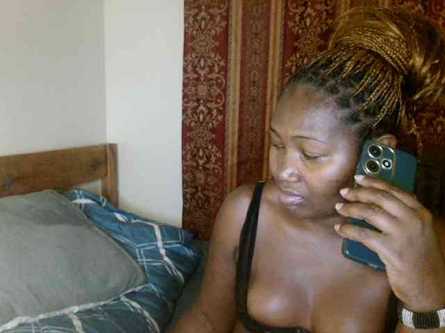 Sexxy-pretty24 webcam