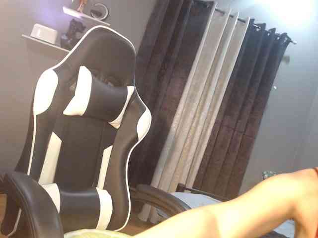 kimmyhottie Live Webcam on BongaCams