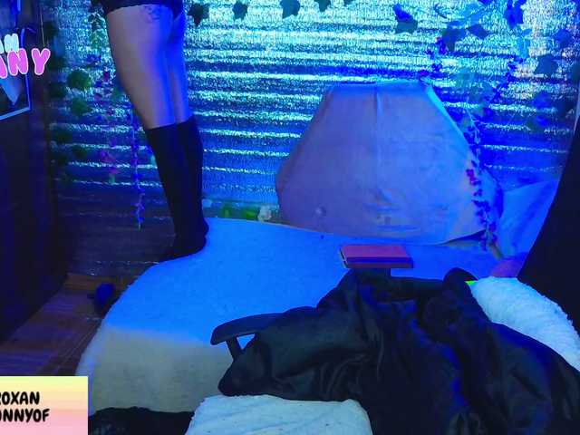 roxanbunny's BongaCams show and profile