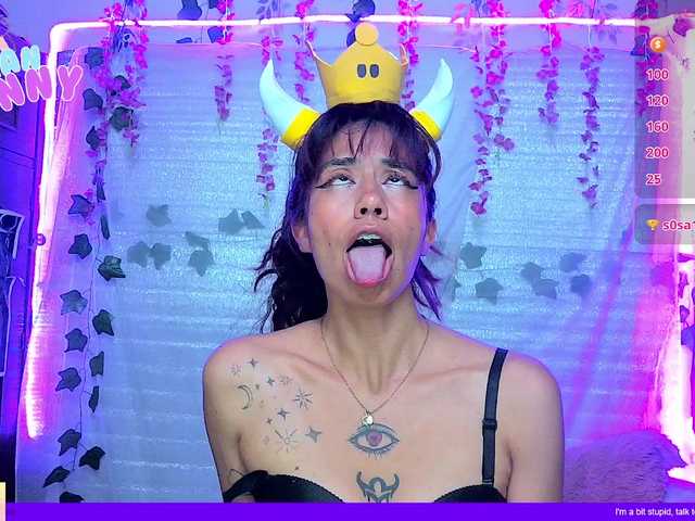 roxanbunny's BongaCams show and profile