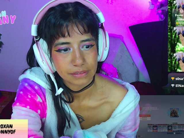 roxanbunny's BongaCams show and profile