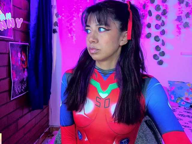 roxanbunny's BongaCams show and profile