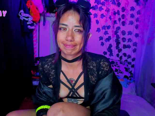 roxanbunny webcam