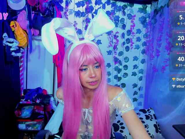 roxanbunny webcam