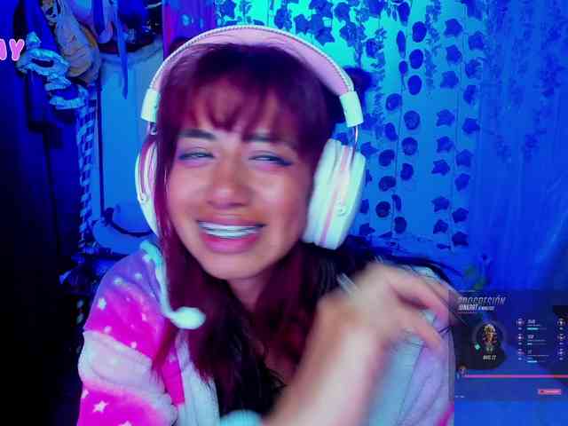 roxanbunny webcam