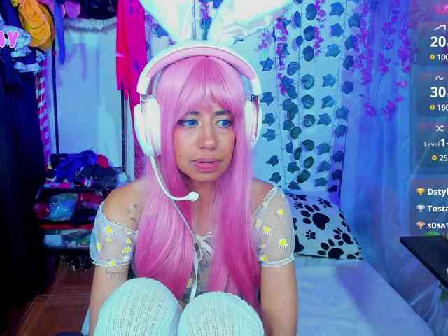 roxanbunny webcam
