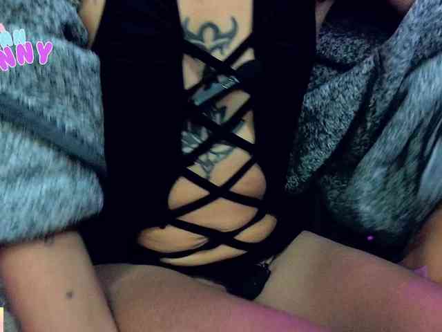 roxanbunny Live Webcam on BongaCams