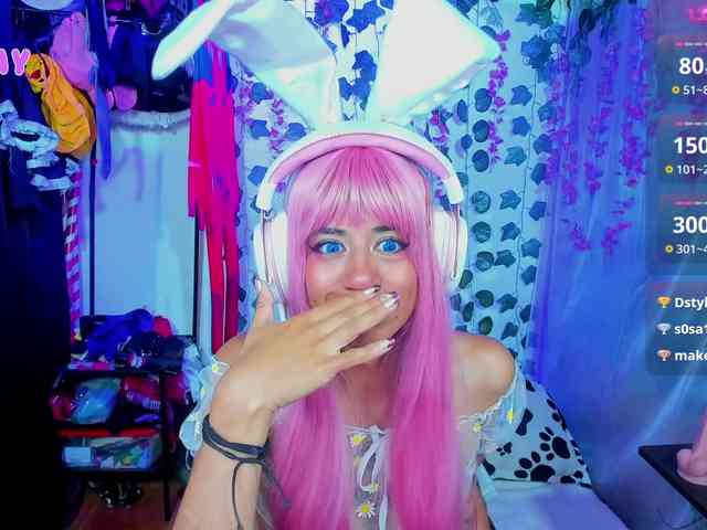 roxanbunny webcam