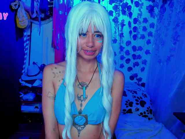 roxanbunny webcam