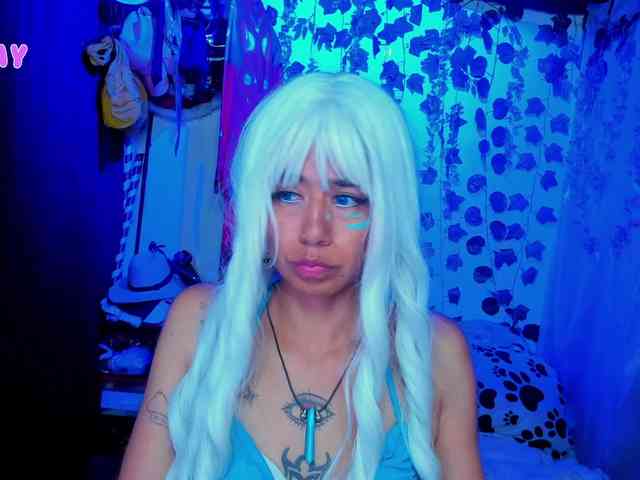 roxanbunny webcam