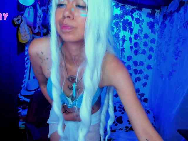 roxanbunny webcam