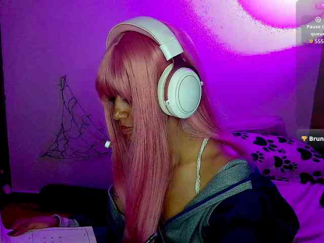 roxanbunny webcam