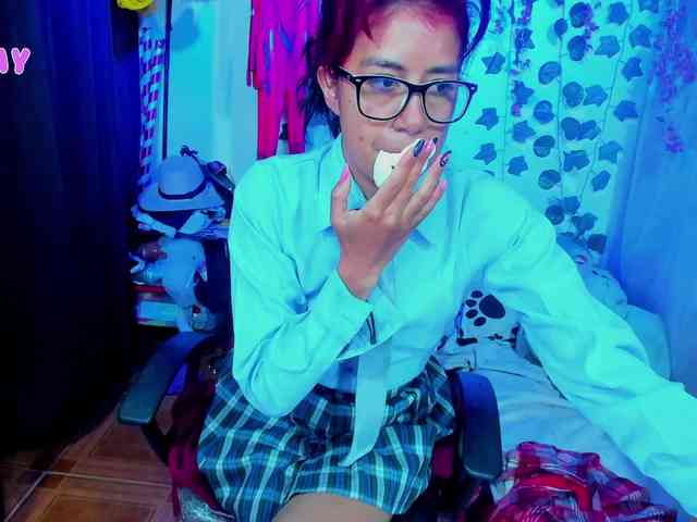 roxanbunny webcam