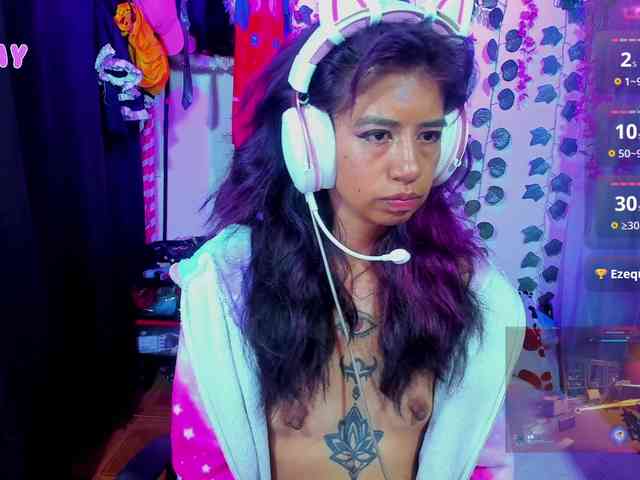 roxanbunny webcam
