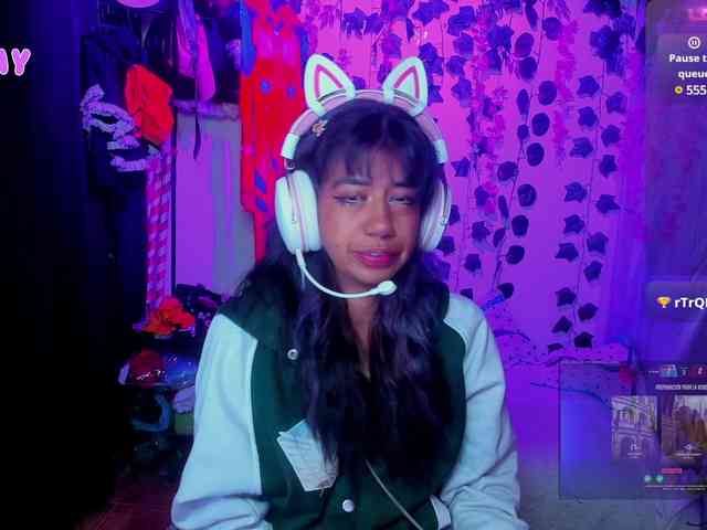 roxanbunny webcam