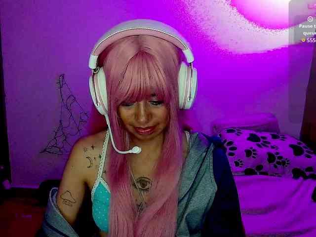 roxanbunny webcam
