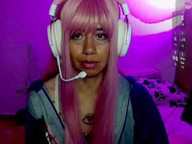 roxanbunny webcam