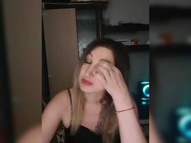 Nushka1939's BongaCams show and profile