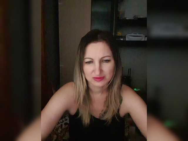 Nushka1939's BongaCams show and profile